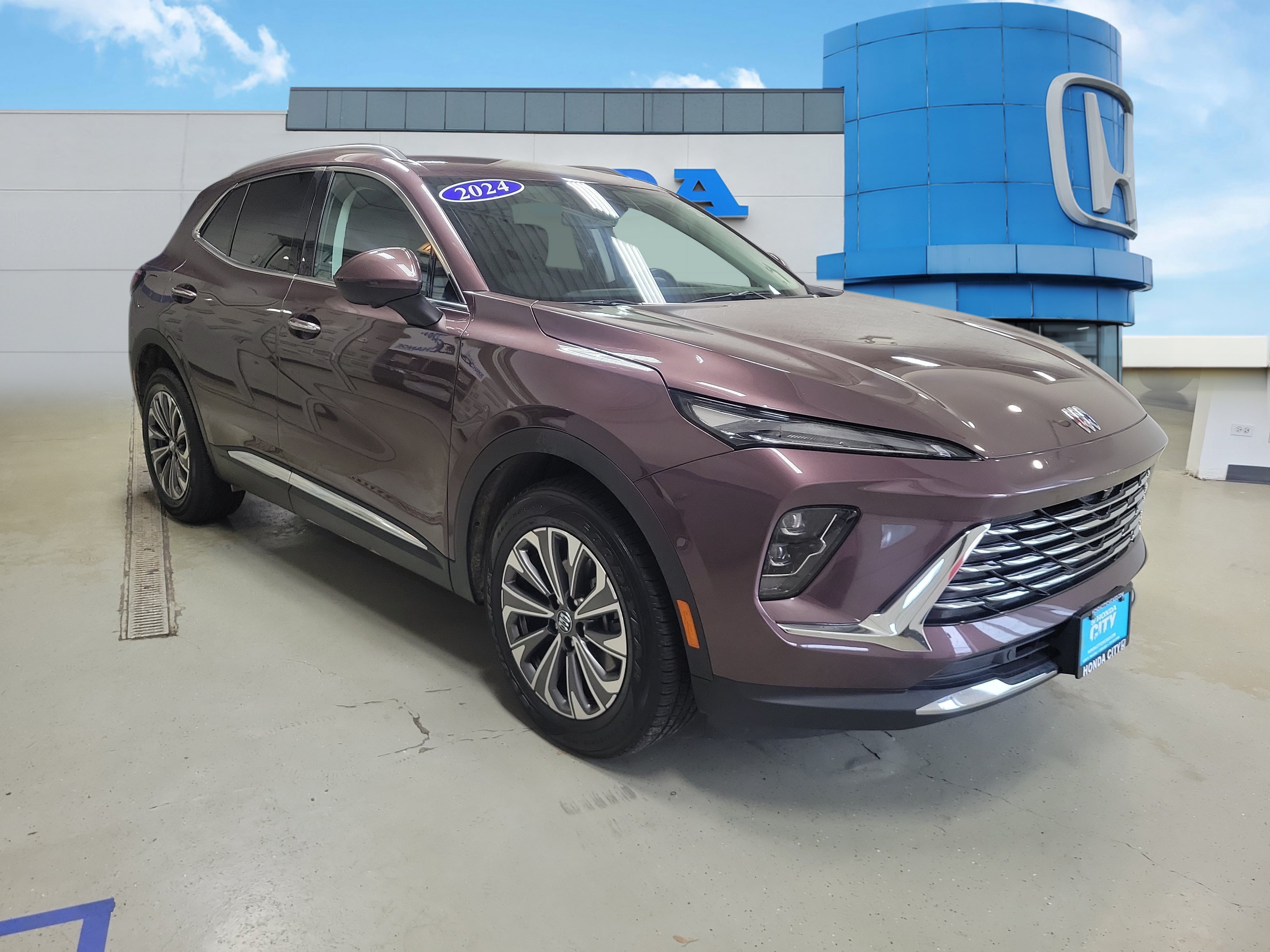 Used 2024 Buick Envision Preferred AWD/4WD image 35