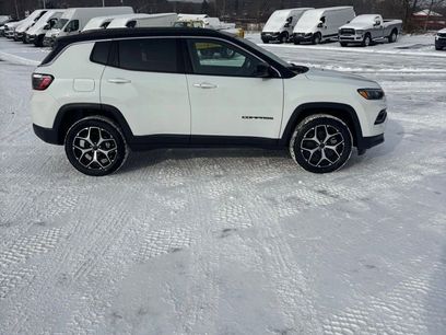 New 2026 Jeep Compass Limited w/ Sun, Sound & Navigation Group