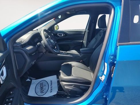 New 2026 Jeep Compass Latitude AWD/4WD image 9