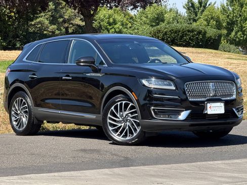 Used 2019 Lincoln Nautilus Reserve AWD/4WD image 1