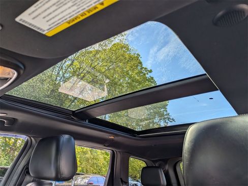 Certified 2021 Jeep Grand Cherokee Limited X image 20