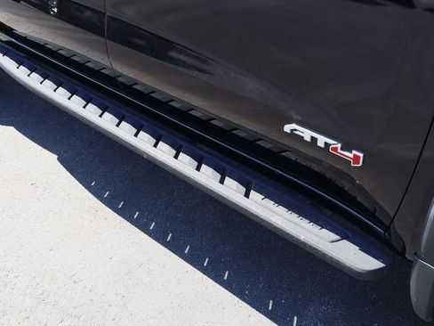 Used 2021 GMC Sierra 1500 AT4 w/ AT4 Premium Package image 10