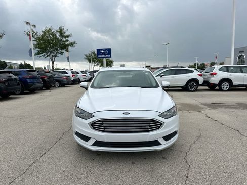 Used 2018 Ford Fusion SE image 16