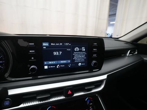 Used 2021 Kia K5 LXS FWD image 6