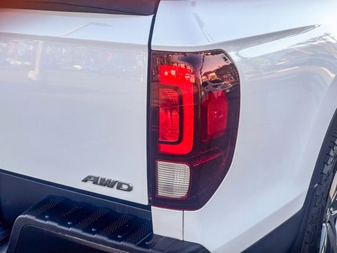 Certified 2022 Honda Ridgeline RTL image 8