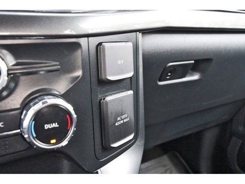 Certified 2022 Ford F150 XLT w/ Equipment Group 302A High image 29