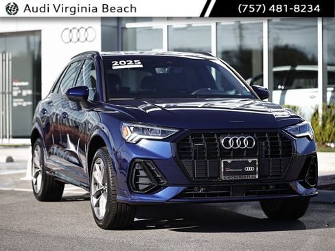 Certified 2025 Audi Q3 2.0T Premium w/ Convenience Package image 2