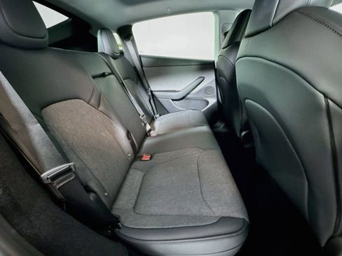 Used 2026 Tesla Model Y AWD image 23