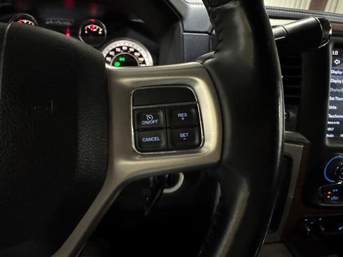 Used 2018 RAM 2500 Laramie w/ Convenience Group AWD/4WD image 8