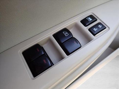 Used 2012 Subaru Outback 2.5i Premium image 13