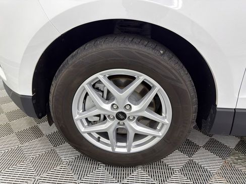 Used 2024 Ford Edge SEL image 12