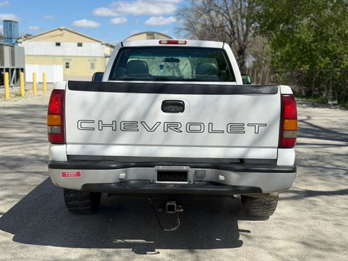 Used 2001 Chevrolet Silverado 1500 2WD Regular Cab image 6
