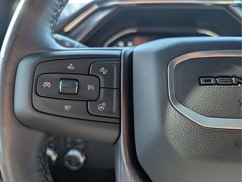 Used 2024 GMC Sierra 3500 Denali Ultimate AWD/4WD image 22
