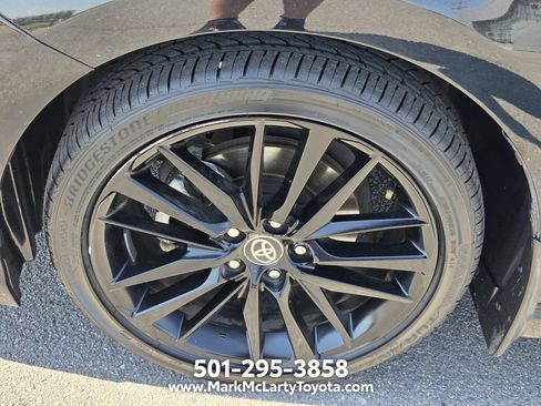 Used 2022 Toyota Camry XSE FWD image 16