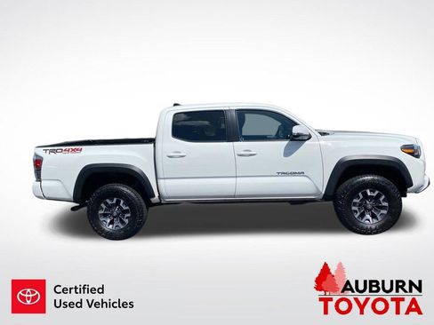 Used 2023 Toyota Tacoma TRD Off-Road w/ TRD Premium Off Road Package AWD/4WD image 9