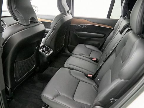 Certified 2023 Volvo XC90 B6 Core w/ Protection Package Premier AWD/4WD image 20