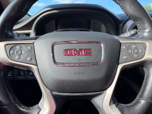 Used 2020 GMC Acadia Denali w/ Technology Package AWD/4WD image 21