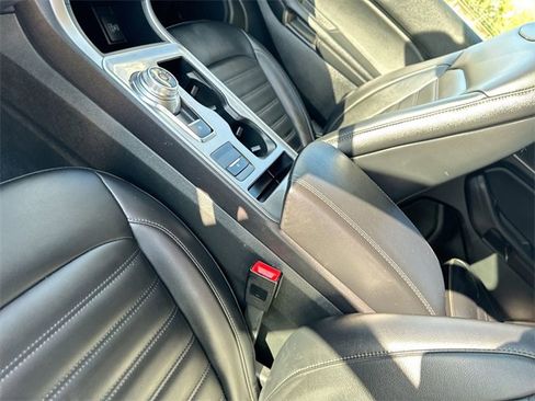 Certified 2023 Ford Edge SEL image 26