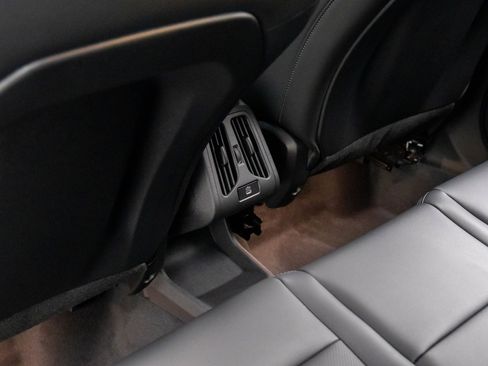 New 2026 BMW X1 xDrive28i w/ M Sport Package image 19