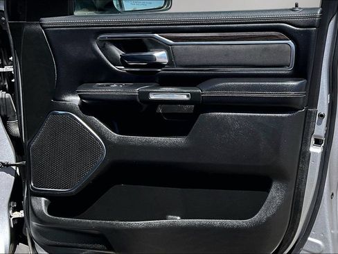 Used 2025 RAM 1500 Laramie AWD/4WD image 29