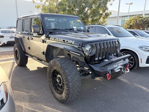 Used 2019 Jeep Wrangler Unlimited Rubicon AWD/4WD image 3