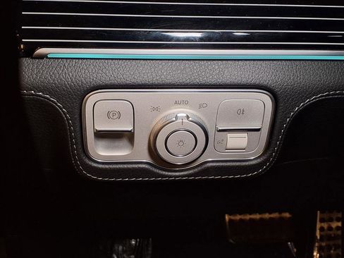 Used 2024 Mercedes-Benz GLE 53 AMG 4MATIC image 12