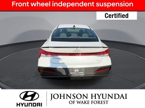 Certified 2025 Hyundai Elantra SEL image 7
