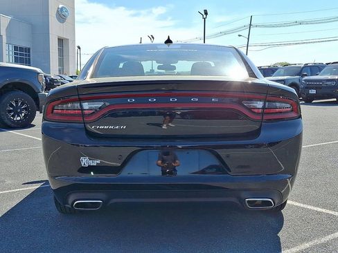 Used 2023 Dodge Charger SXT image 5