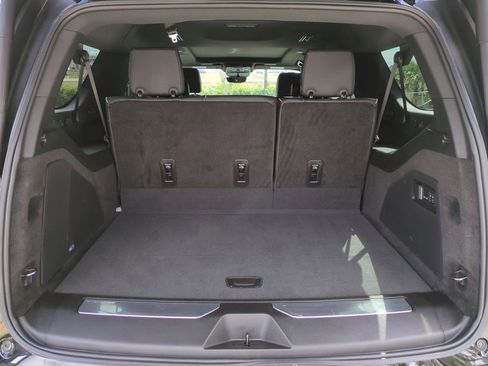 Certified 2024 Cadillac Escalade ESV Premium Luxury w/ Performance Package image 12