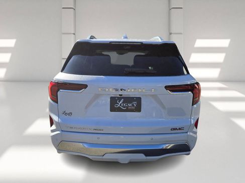 New 2026 GMC Terrain Denali w/ LPO, Floor Liner Package image 6