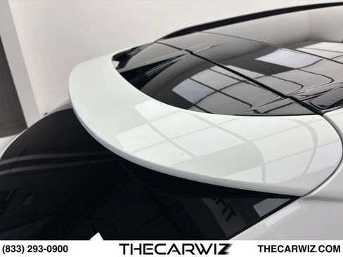 Used 2021 Aston Martin DBX AWD/4WD image 38