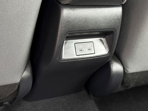 Used 2024 Toyota Corolla LE FWD image 14