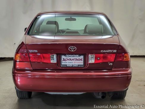 Used 2000 Toyota Camry LE image 6