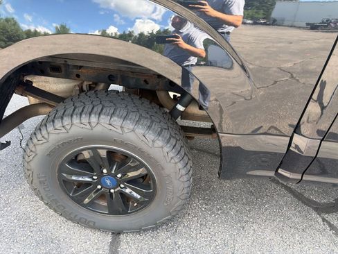 Used 2020 Ford F150 XLT w/ Equipment Group 301A Mid AWD/4WD image 12