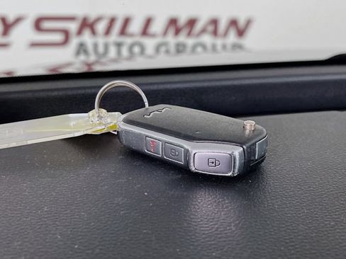 Used 2024 Kia Sportage LX AWD/4WD image 12