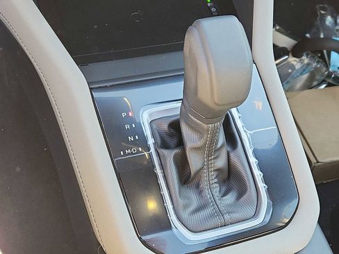 New 2025 Subaru Forester Limited image 8