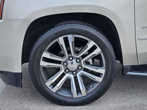 Used 2017 GMC Yukon Denali w/ Open Road Package image 9