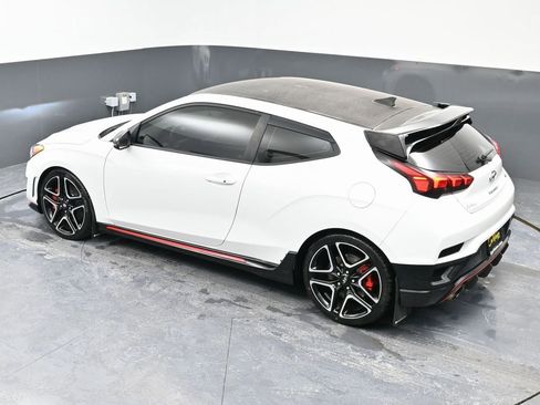Used 2022 Hyundai Veloster N image 44