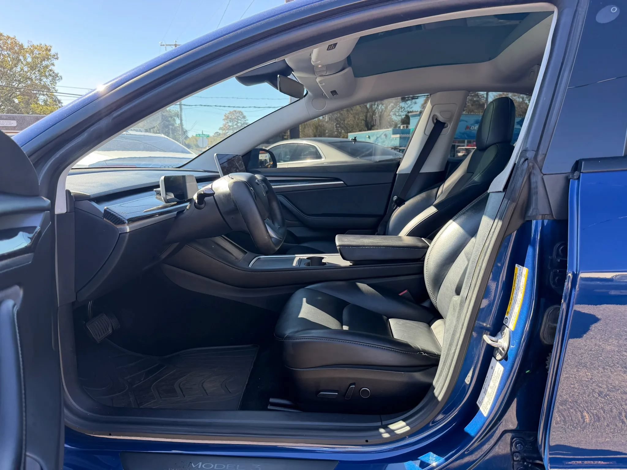Used 2021 Tesla Model 3 Standard Range Plus RWD image 11