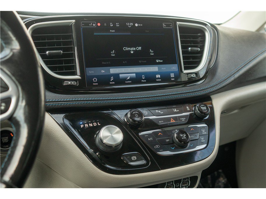 Used 2021 Chrysler Pacifica Touring-L FWD image 14