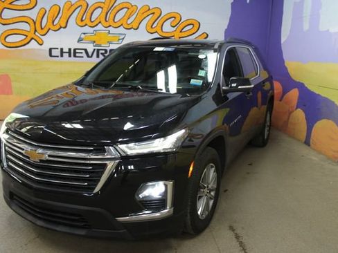Used 2022 Chevrolet Traverse LT AWD/4WD image 4
