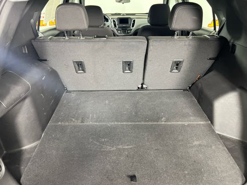 Used 2023 Chevrolet Equinox LS AWD/4WD image 9