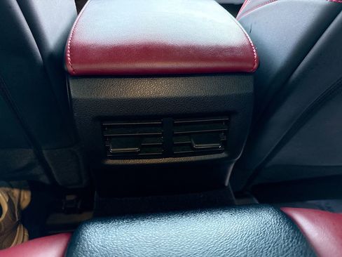 Used 2018 Lexus RC 350 image 18