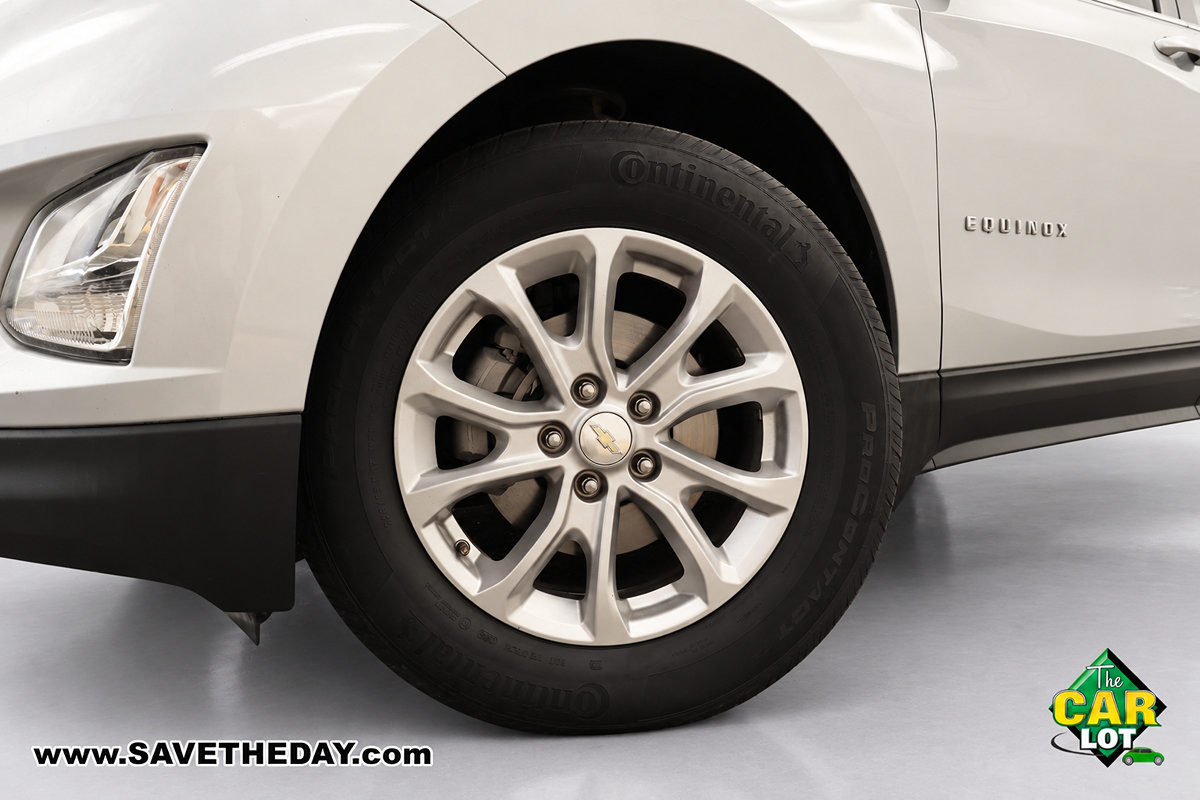 Used 2020 Chevrolet Equinox LT FWD image 3