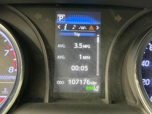 Used 2020 Toyota Camry SE w/ Audio Package FWD image 29