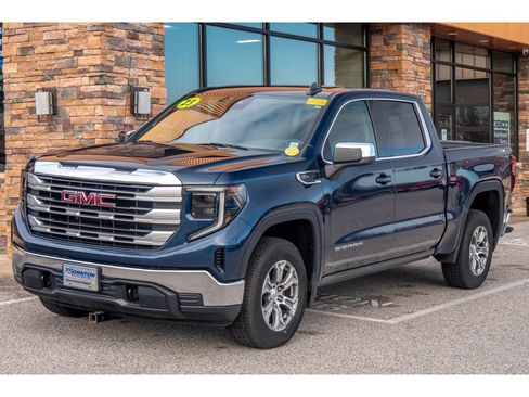 Used 2023 GMC Sierra 1500 SLE w/ X31 Off-Road Package image 7