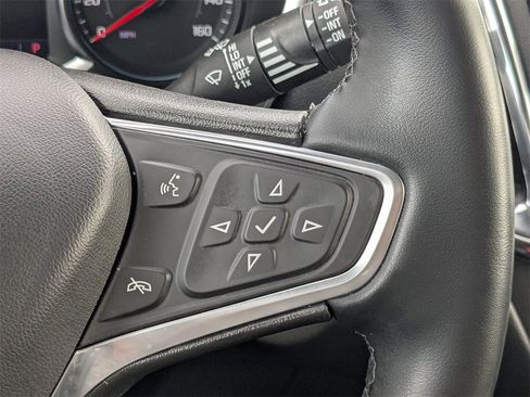 Used 2023 Chevrolet Equinox LT image 24