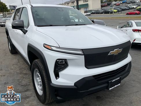 Used 2024 Chevrolet Silverado EV W/T AWD/4WD image 66
