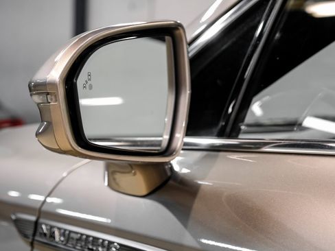 Used 2019 Lincoln Nautilus Reserve image 54