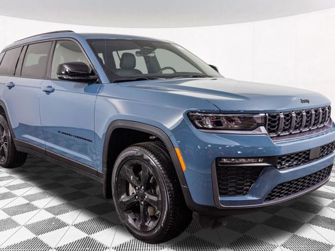 New 2026 Jeep Grand Cherokee L Limited AWD/4WD image 12
